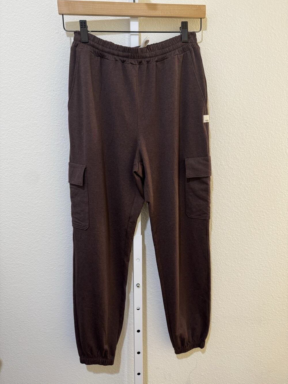 Vuori Boyfriend Cargo Jogger Pants Womens XS Mauve Deamknit Athleisure